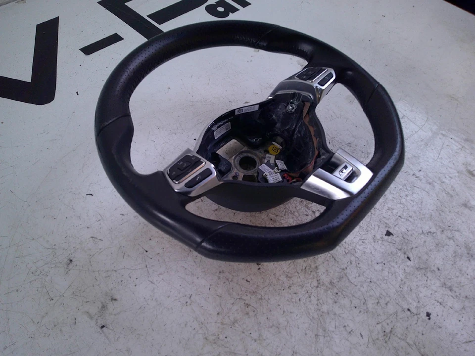 Orig. VW Passat CC Golf  R-Line Lenkrad Lederlenkrad 1K8419091 - Bild 2 von 4