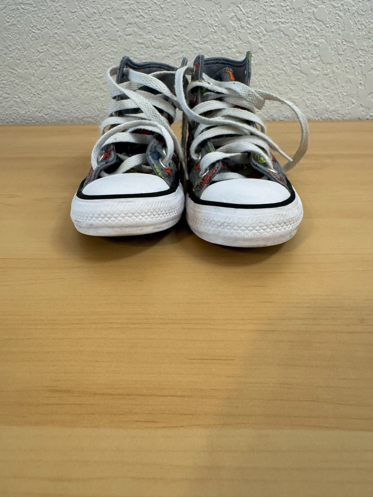 Converse All Stars Juniors Dinoverse Hi tops,Size 11.5 thumbnail 2