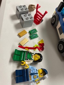 LEGO 60142 Money Transport City Set Bank Truck