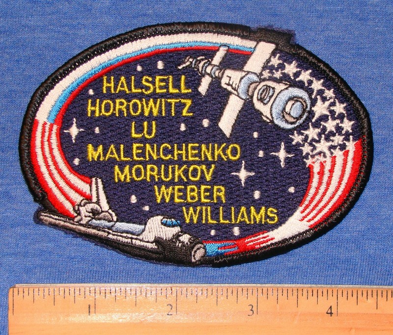 Embroidered Patch Atlantis Space Shuttle STS-101 NASA Astronauts Original Crew