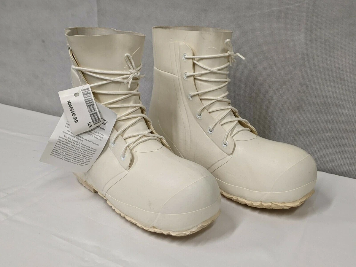 U.S Army - Military - Extreme Cold Weather Mickey Mouse Bunny Boots