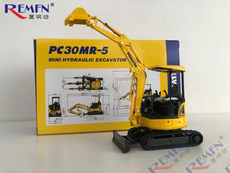 KOMATSU製PC30MR-5 1:32 Komatsu PC30MR-5 Mini Hydraulic Excavator 1/32 Scale DieCast