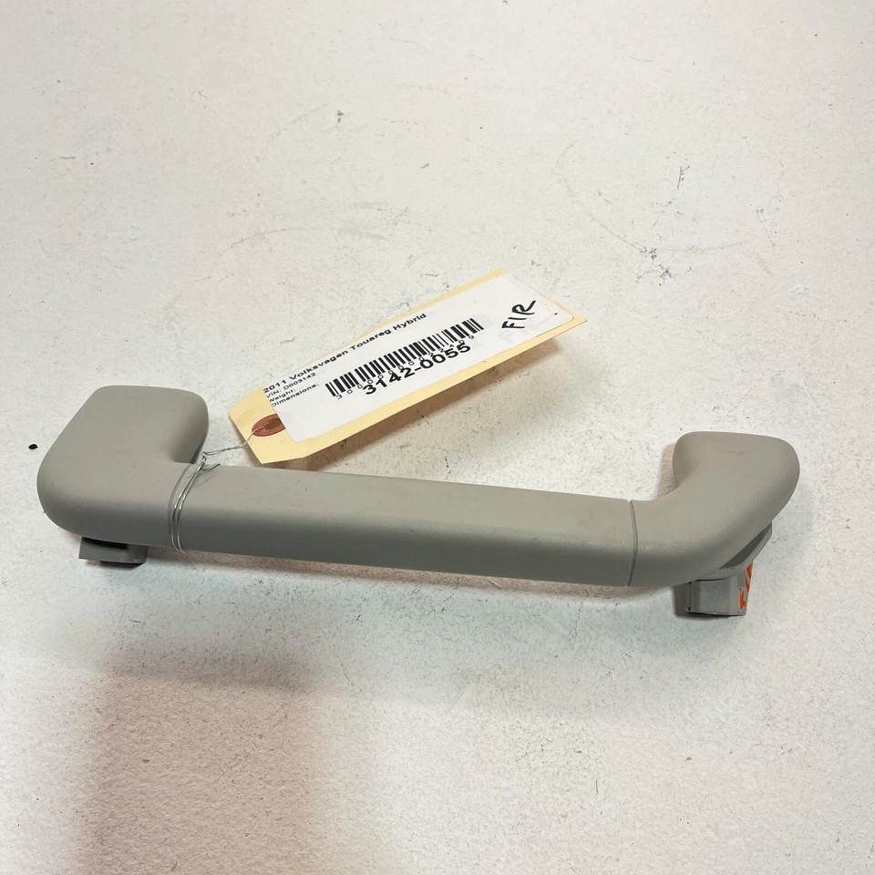 2011-2014 VOLKSWAGEN TOUAREG FRONT RIGHT PASSENGER SIDE GRAB BAR HANDLE ROOF OEM - Image 4 of 4