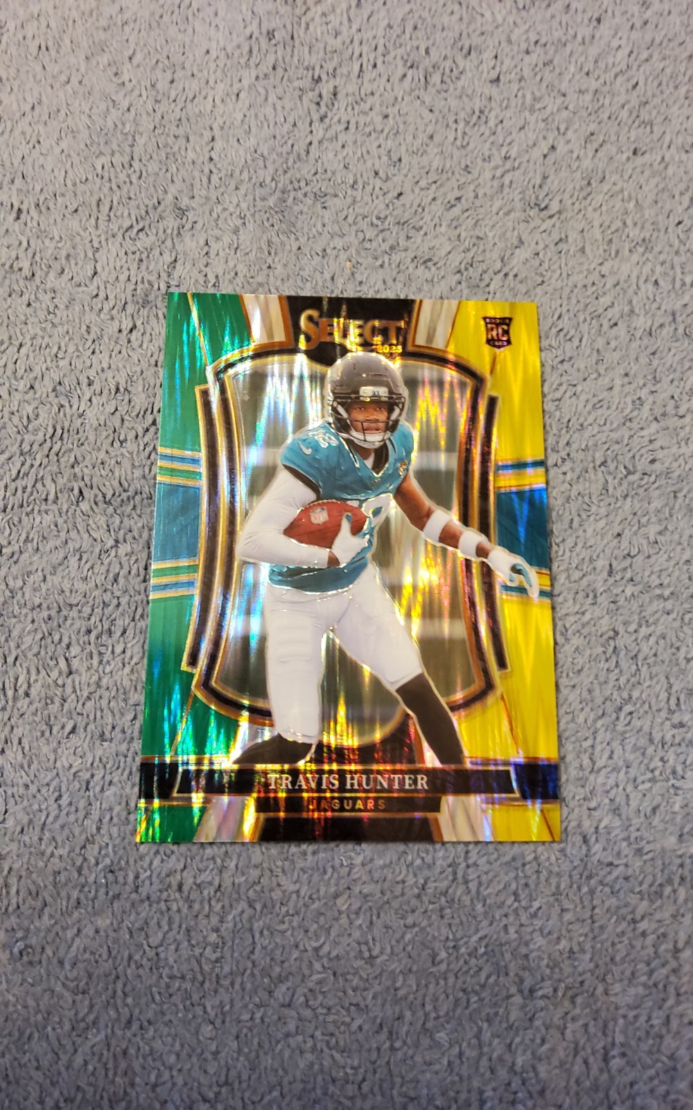 Travis Hunter 2025 Select Football Green N Yellow Shock RC Cd 128 P-level