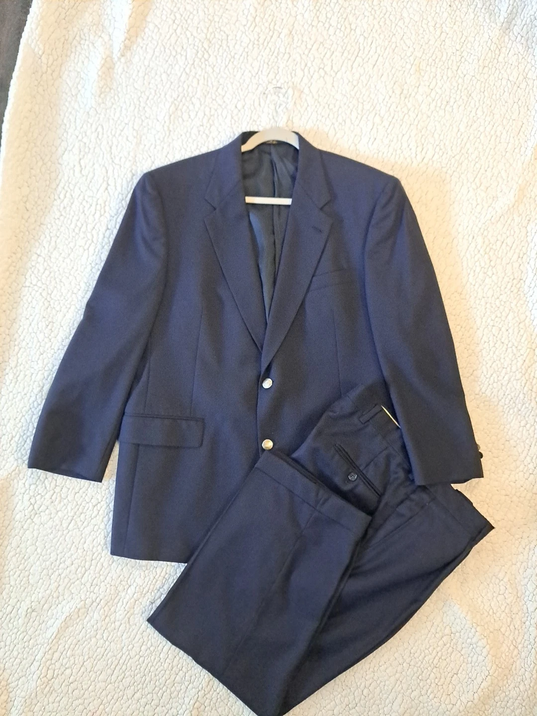 VTG HART SCHAFFNER MARX 2PC SUIT NAVY WOOL SILVER HSM CROWN BUTTON 44S USA MADE