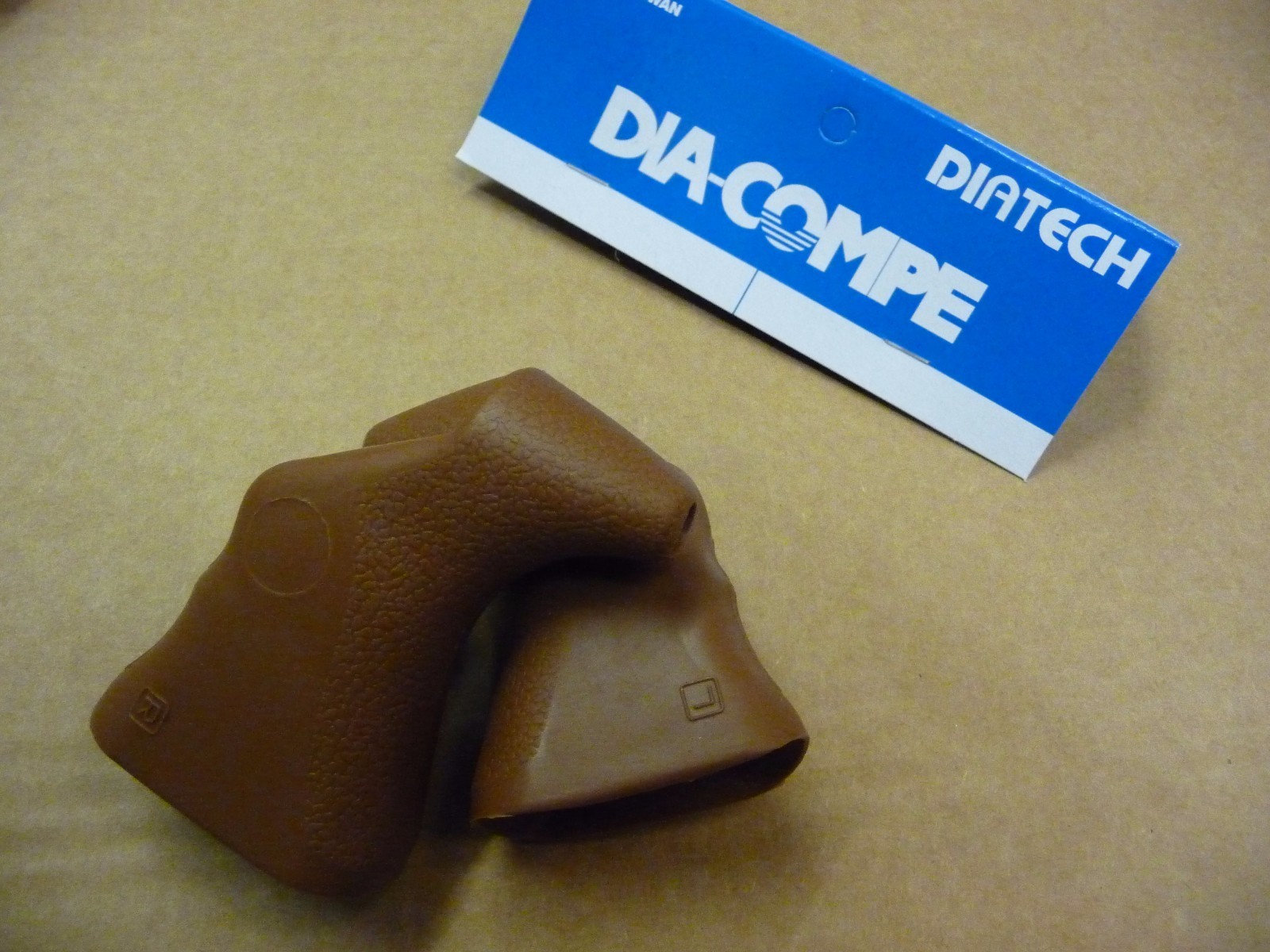 Brake Lever Hood Road Levers Sports Racing Cover 202/204 Non