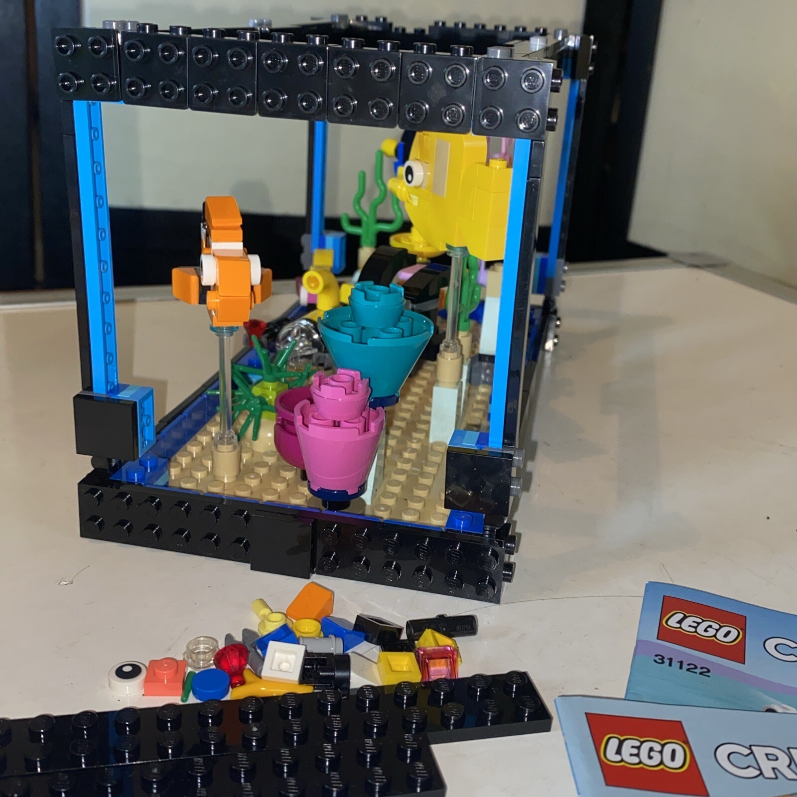 LEGO FISH TANK 31122 CREATOR 3 IN 1 AQUARIUM FISHTANK RETIRED SET 99