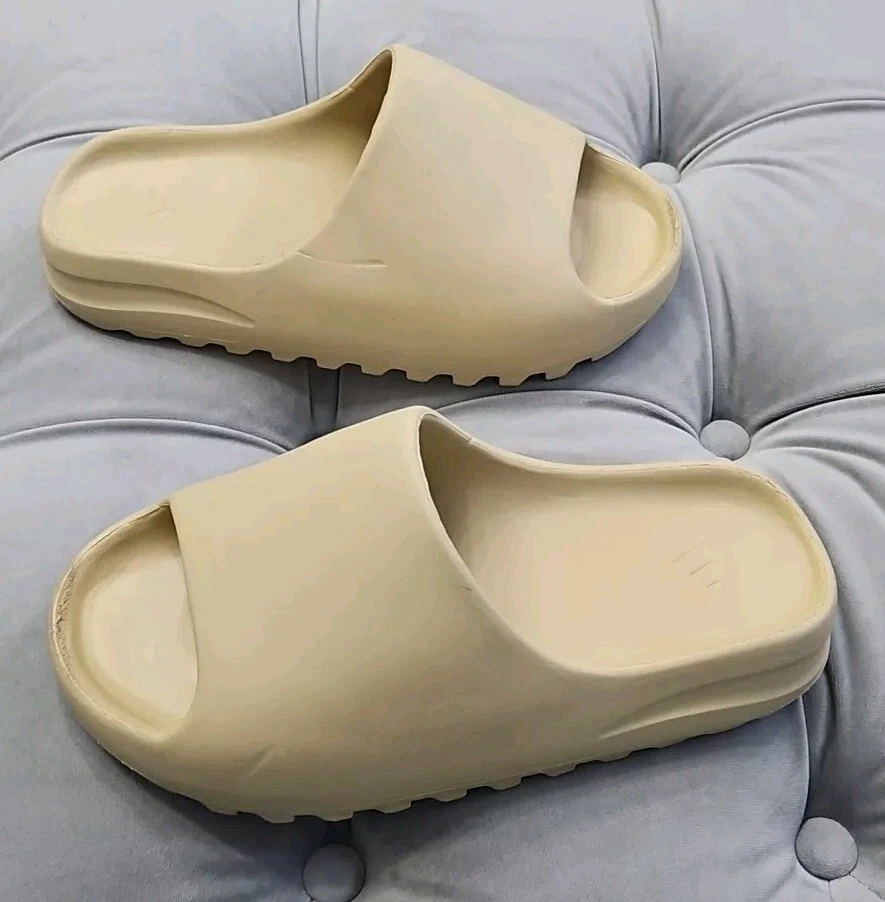 Adidas Yeezy Slides sandali beige scarpe da donna taglia 7 5 FZ5897