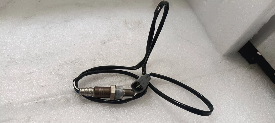 Sensor de oxígeno O2 aguas abajo 89465-42090 para Toyota Highlander RAV4 2001-2003 Foto 2 de 2