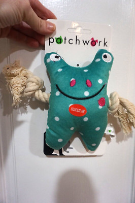 NWT MULTIPET DOG TOY PATCHWORK PETS GREYBAR FROG  6''