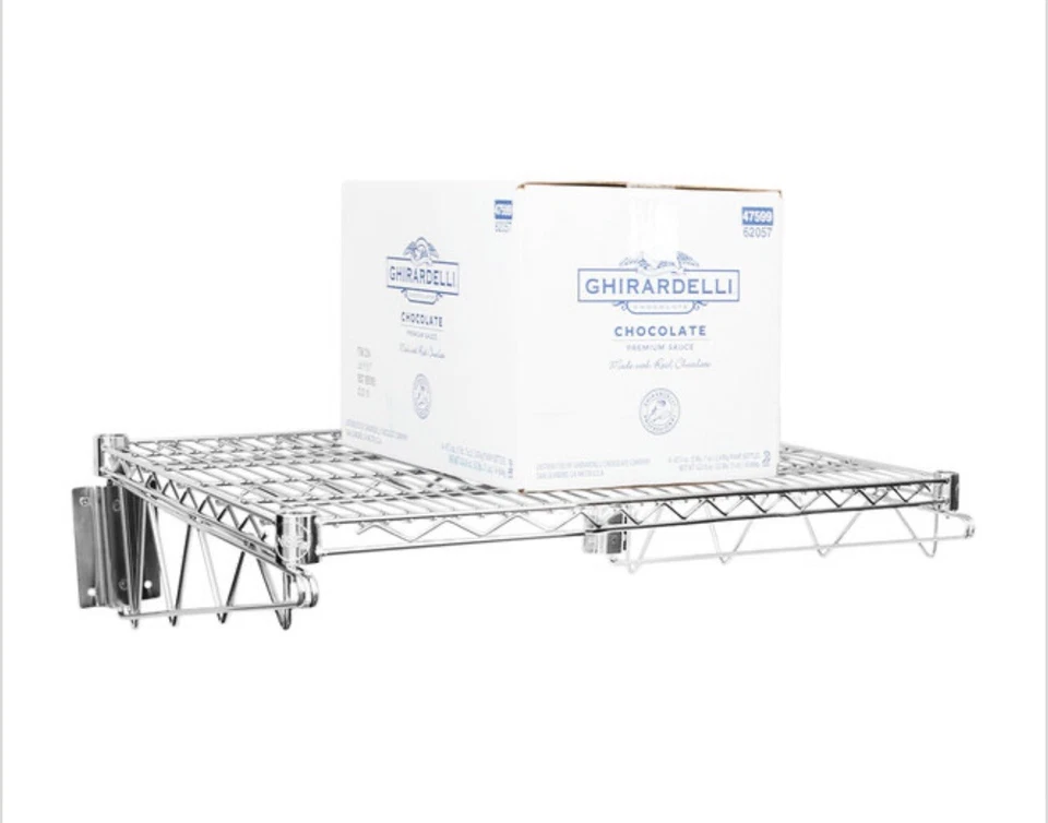 Estante de montaje en pared de alambre cromado Regency Foto 3 de 4