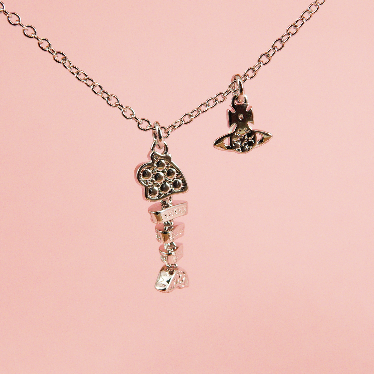 Vivienne Westwood Man. lyall Necklace Fish Bone Skeleton Opal With