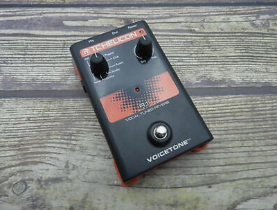 TC HELICON Voicetone R1 Vocal Tuned Reverb Vocal Effect Pedal from 