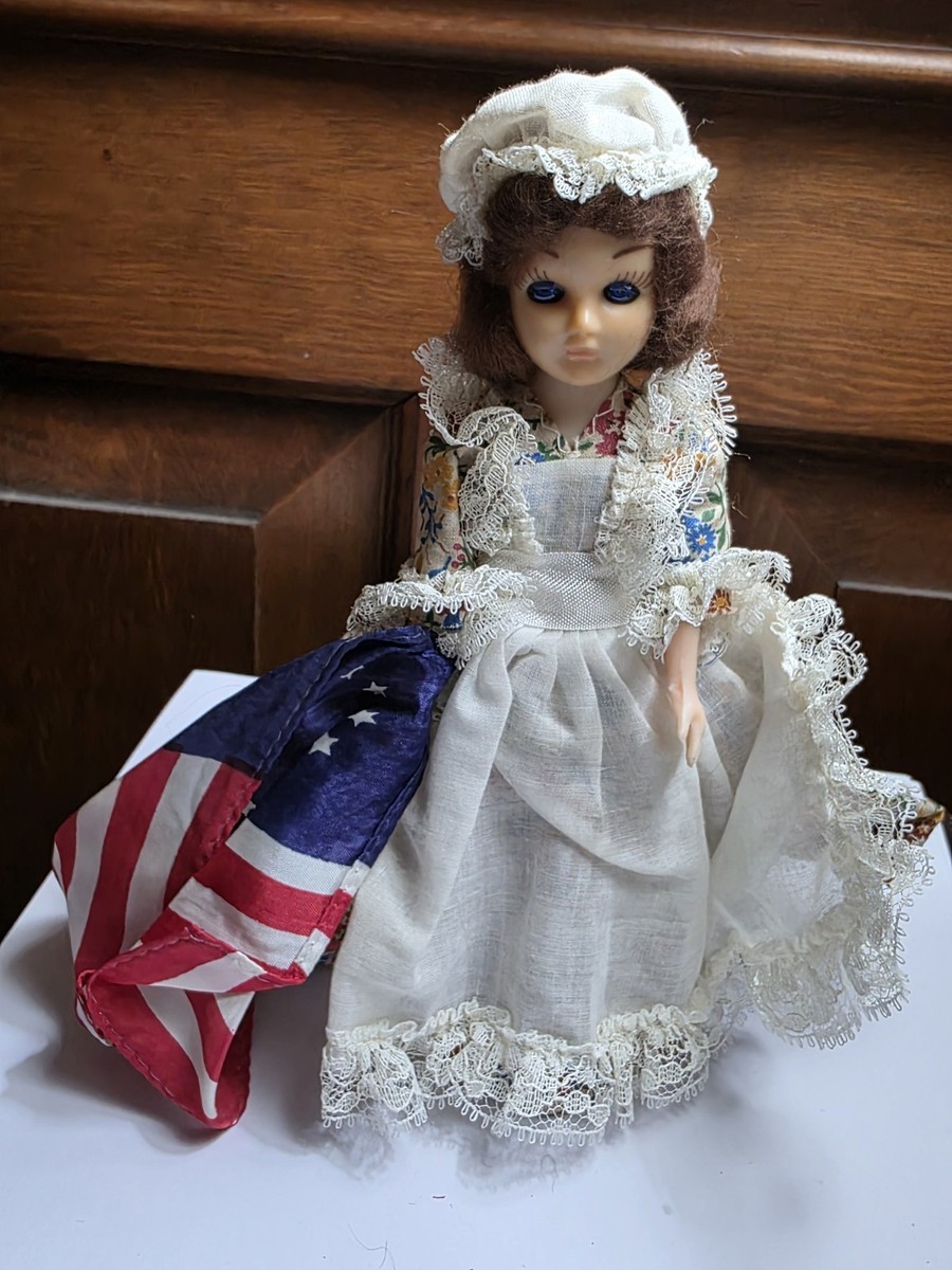 Vintage CARLSON BETSY ROSS hard Plastic Doll W Orig Label Sleep