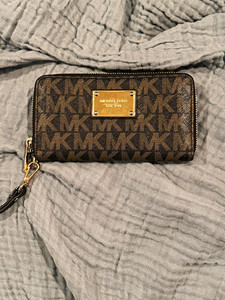 Michael Kors MK Logo Zip-Around Wristlet Wallet Brown/Black Gold Tone