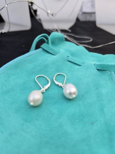 Freshwater Pearl Sterling Silver Leverback Closure - Picture 3 of 4