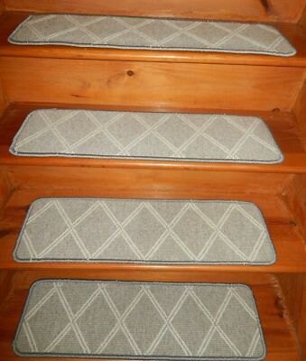 13 = STEP 9'' x 30'' + 1 Landing 30'' x 30'' Stair Treads 100% Wool