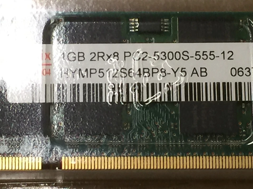 Hynix 1GB PC2-5300S-555-12 DDR2 200Pin 667MHz SODIMM HYMP512S64BP8-Y5 - Image 2 of 3