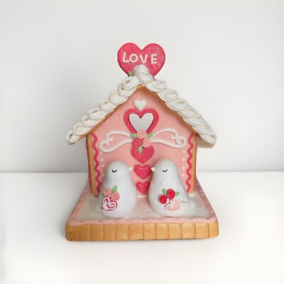 Cupcakes & Cashmere Gingerbread Hearts Birdhouse Lovebird Doves Kissing Nwt