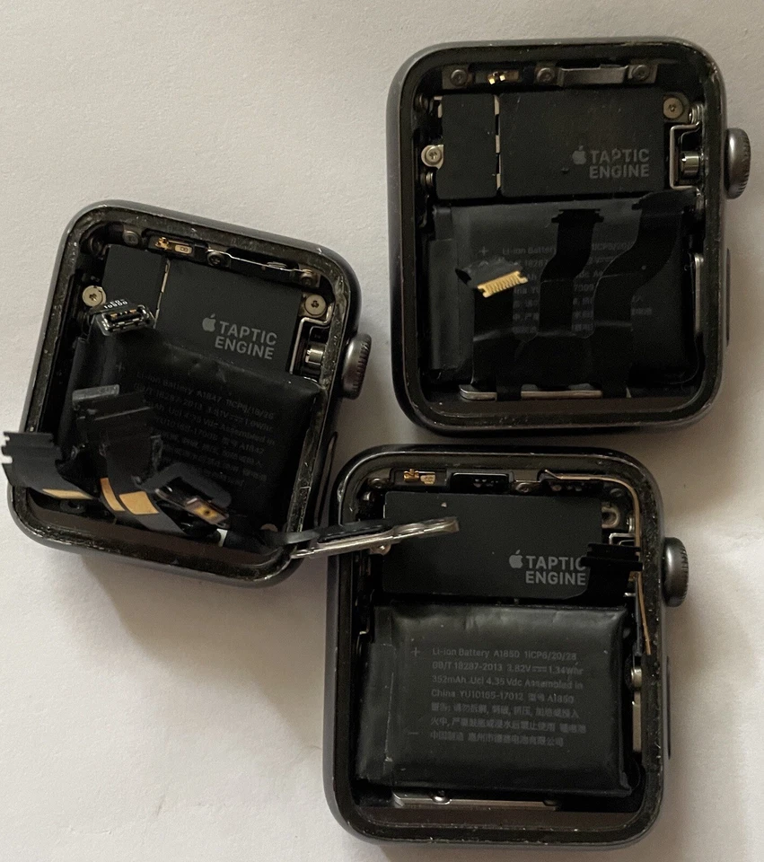 apple watch Series 3 - 38mm, 42mm, 42mm Nike+ Cellular - Lot of 3 (Space Gray) - Image 2 of 2