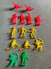 2.5 Plastic Cowboys Indians Lot Of 14 Vintage Yellow Red Green See Pics