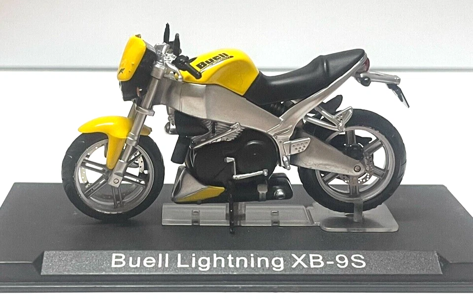 Altaya Buell Lightning XB-9S  Altaya/IXO 1/24 Diecast with Metal Parts Replica - Image 3 of 4