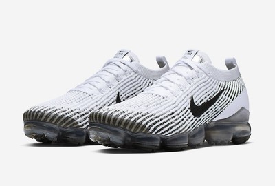 white and black flyknit vapormax