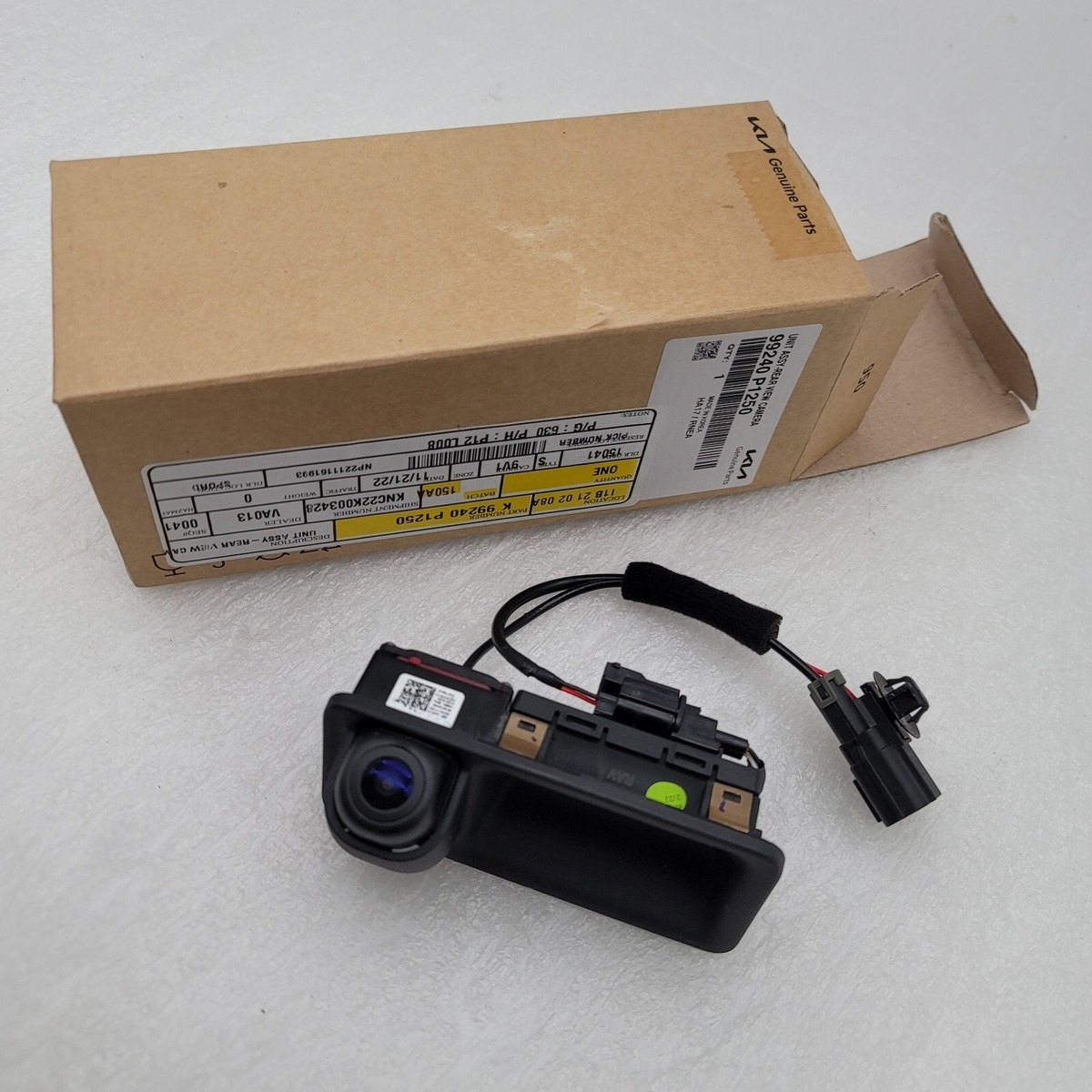 a 新品タグ付き 
フェニックス ノルウェイチームモデル & フルオープンパンツ リバースリアビューバックアップカメラ駐車支援 99241-D9000