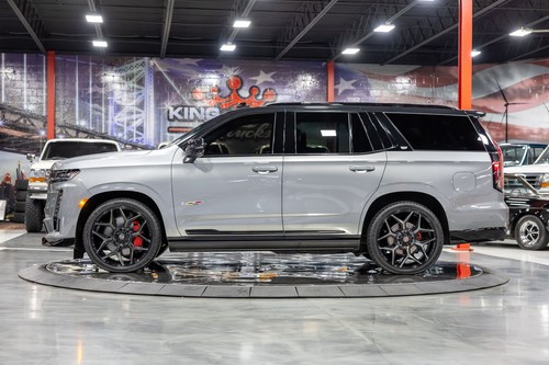 2023 Cadillac Escalade AWD 4dr V-Series - Picture 8 of 40