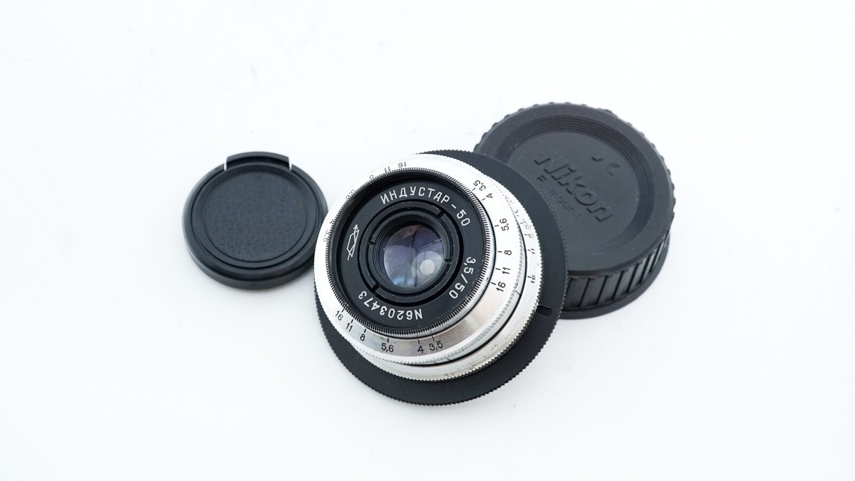 Vintage SLR Silver KMZ Industar 50 3,5 50mm Zenit lens M39/M42