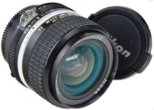 NIKON Ais Nikkor 24mm 2.8