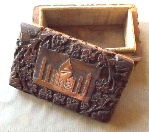 HANDGEMACHTE SCHACHTEL HOLZ GESCHNITZT MESSINGINTARSIE TAJ MAHAL RECHTECKIG *** - Bild 3 von 3