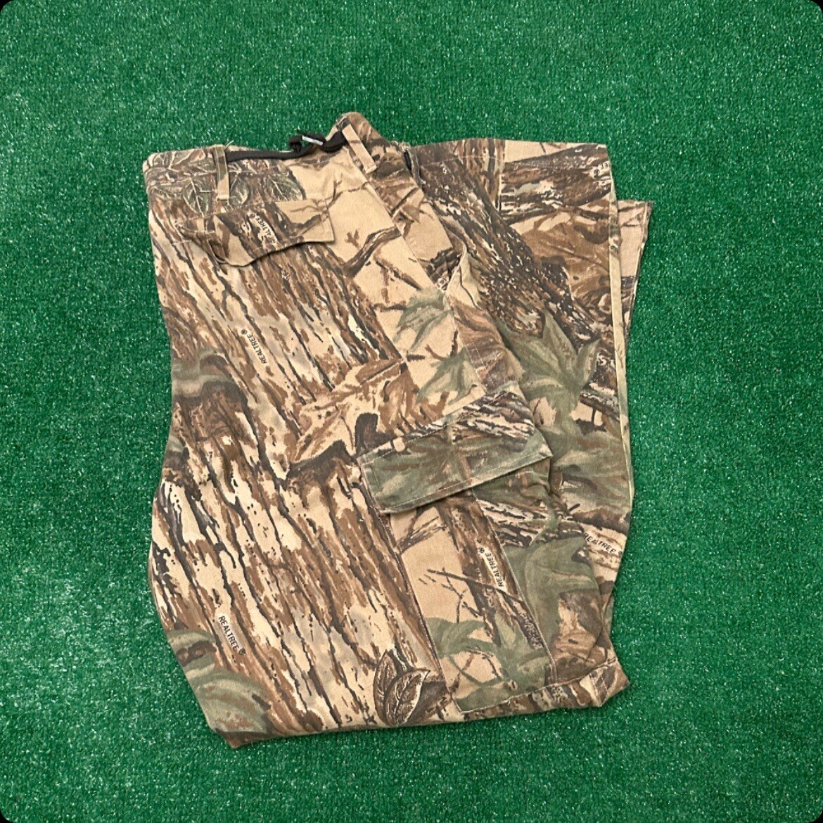 j*x様 90s griffin tree camo cargo pants 3 Vintage 90s Real Tree Camo VTG Cargo Pants Mens Large Size 36