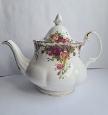 Royal Albert Old Country Roses Teapot Bone China England Vintage