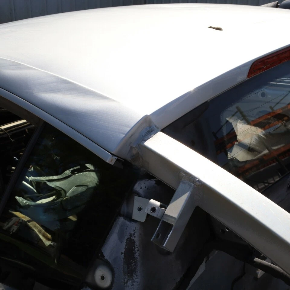 Soporte de suspensión de riel de cuadro trasero izquierdo Audi R8 2008-2015 OEM usado Foto 3 de 4