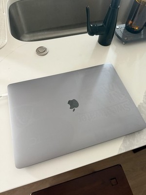 Apple MacBook Pro 16'' (1TB SSD, Intel Core i9 9th Gen, 16GB, 1TB) Laptop