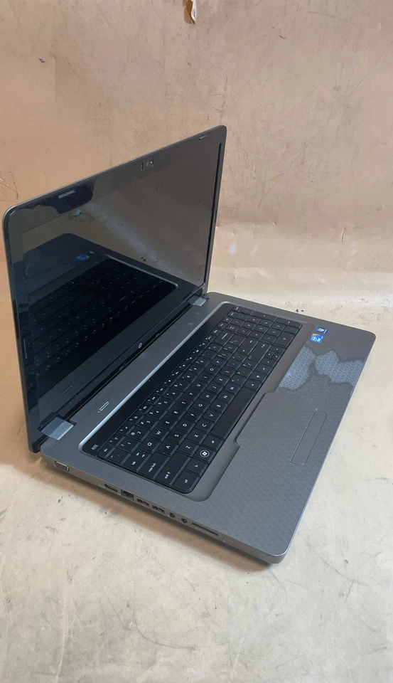 Unidad portátil HP G72 Intel Core i3 Windows 7 17,3" solo sin disco duro Foto 2 de 4