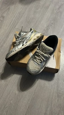 ASICS Gel Kayano 14
