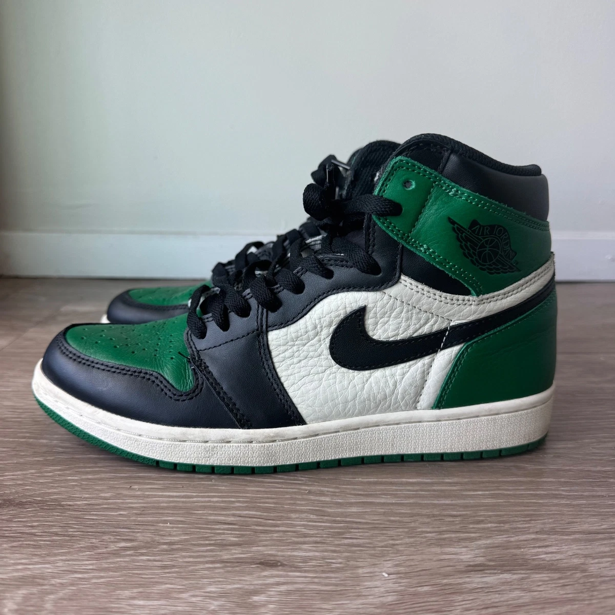 Jordan 1 Retro OG High Pine Green 2.0 for Sale | Authenticity