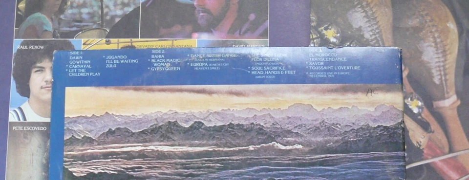 Santana - Moonflower (1977)vinyl double LP; gatefold cover; incl She's Not There - Image 4 of 4