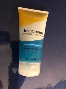 daylogic face wash