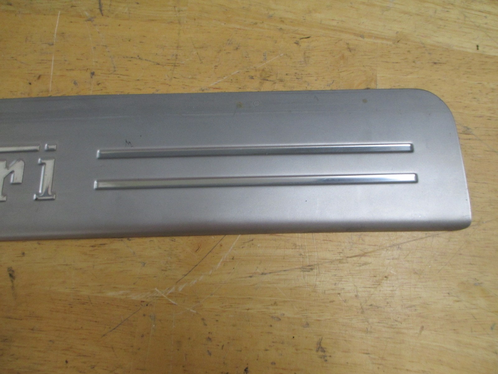 Ferrari California - RH Kick /Sill Plate Part# 69749800