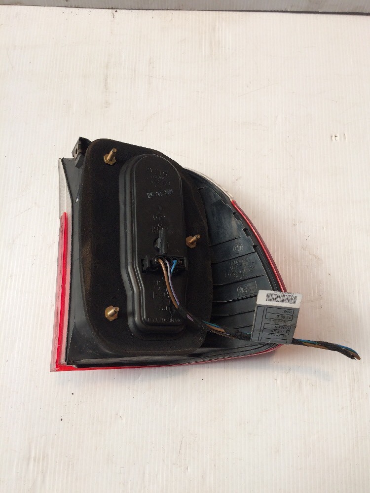 BMW E39 5 SERIES TOURING PASSENGER SIDE LED OUTER REAR LIGHT 
