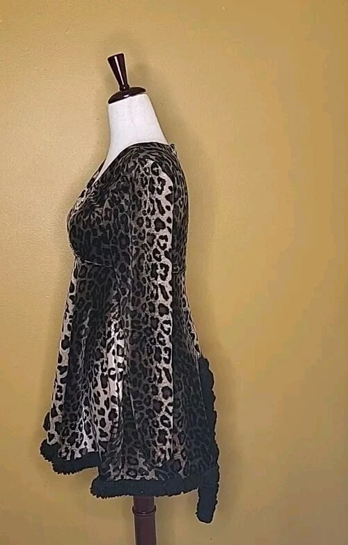 Sexy Vestido Mujer Guepardo Pequeño Mediano Leopardo Disfraz Diseño Personalizado Cola Usado en Excelente Condición Foto 2 de 4