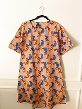 World Traditional Clothing Fits Medium-Large