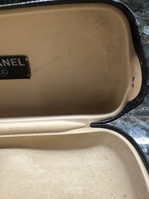 Chanel Sunglasses Case Only Black Clamshell Hardcase Large  display picture 1