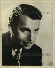 1953 Press Photo Baritone Edwin Dunning cast as Marcello at New York City Opera