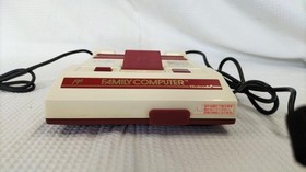 NINTENDO Family Computer Famicom Console with Box Manual RF Switch Used HVC-001