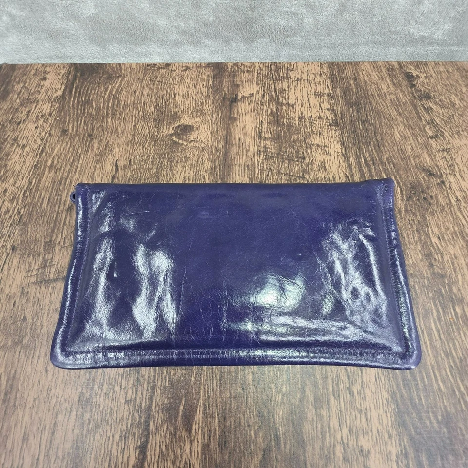 Latico Convertible Leather Clutch Wristlet Wallet Dark Purple Blue Magnet Close - Изображение 4 из 4