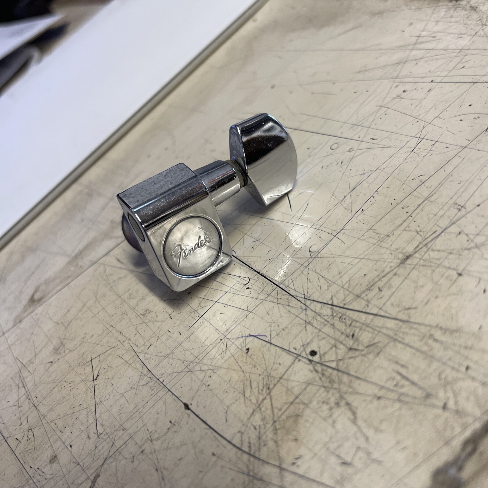 1) Fender USA Guitar 1990s Tuning Peg Machine Tuner Replacement by Schaller